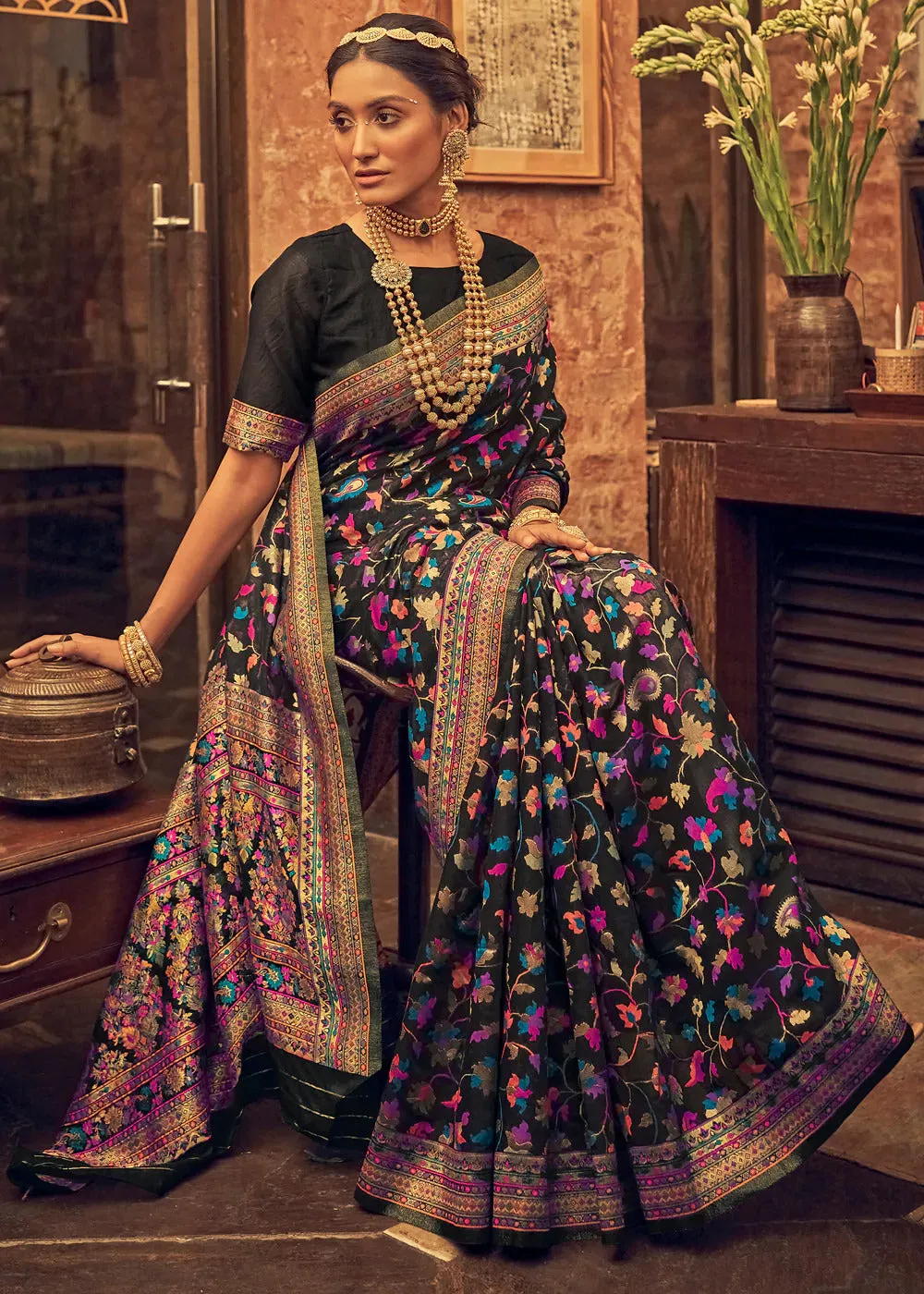 Women Party Wear Jari Weaving Modal Silk Cotton Base Saree with Un Stitched Blouse