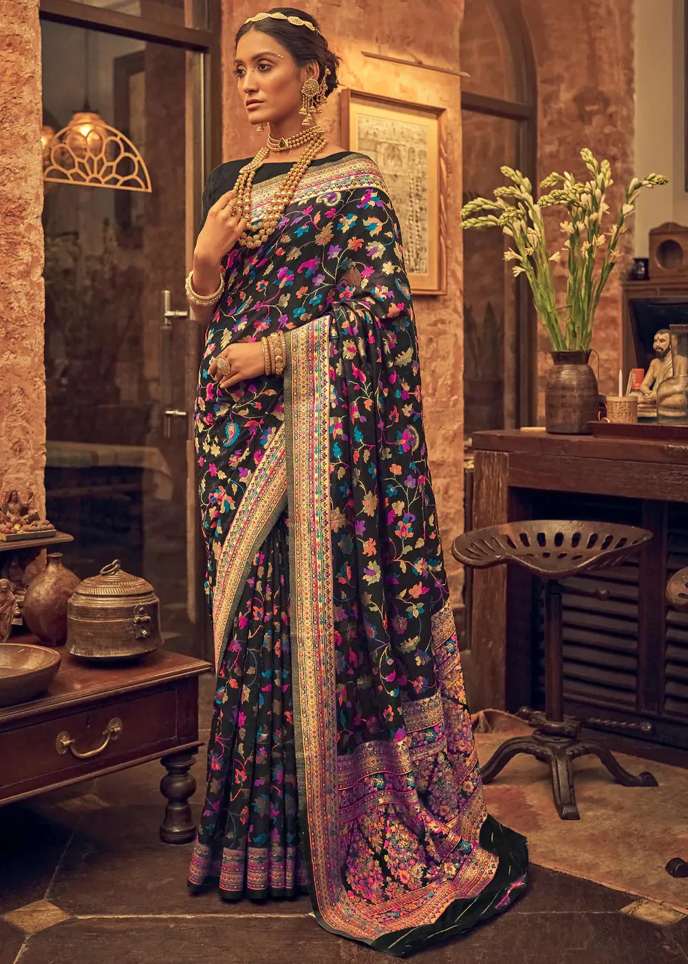 Women Party Wear Jari Weaving Modal Silk Cotton Base Saree with Un Stitched Blouse
